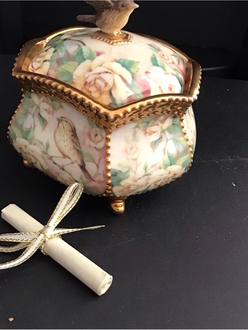 Thomas Kinkade Porcelain Floral Trinket Box with ‘Eye of the Sparrow’ Finial